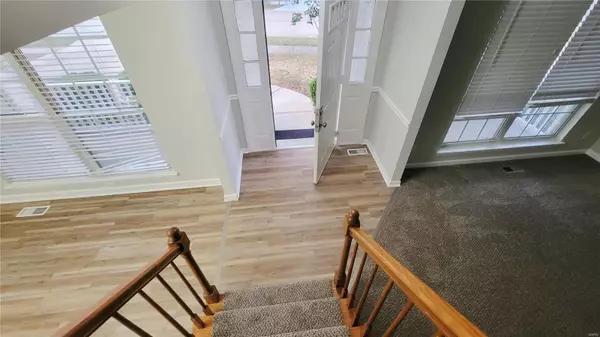 Fenton, MO 63026,762 Summer Top CIR
