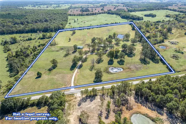 3376 State Route 142, Moody, MO 65777