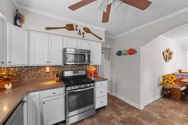 Overland, MO 63114,2330 S Milton AVE