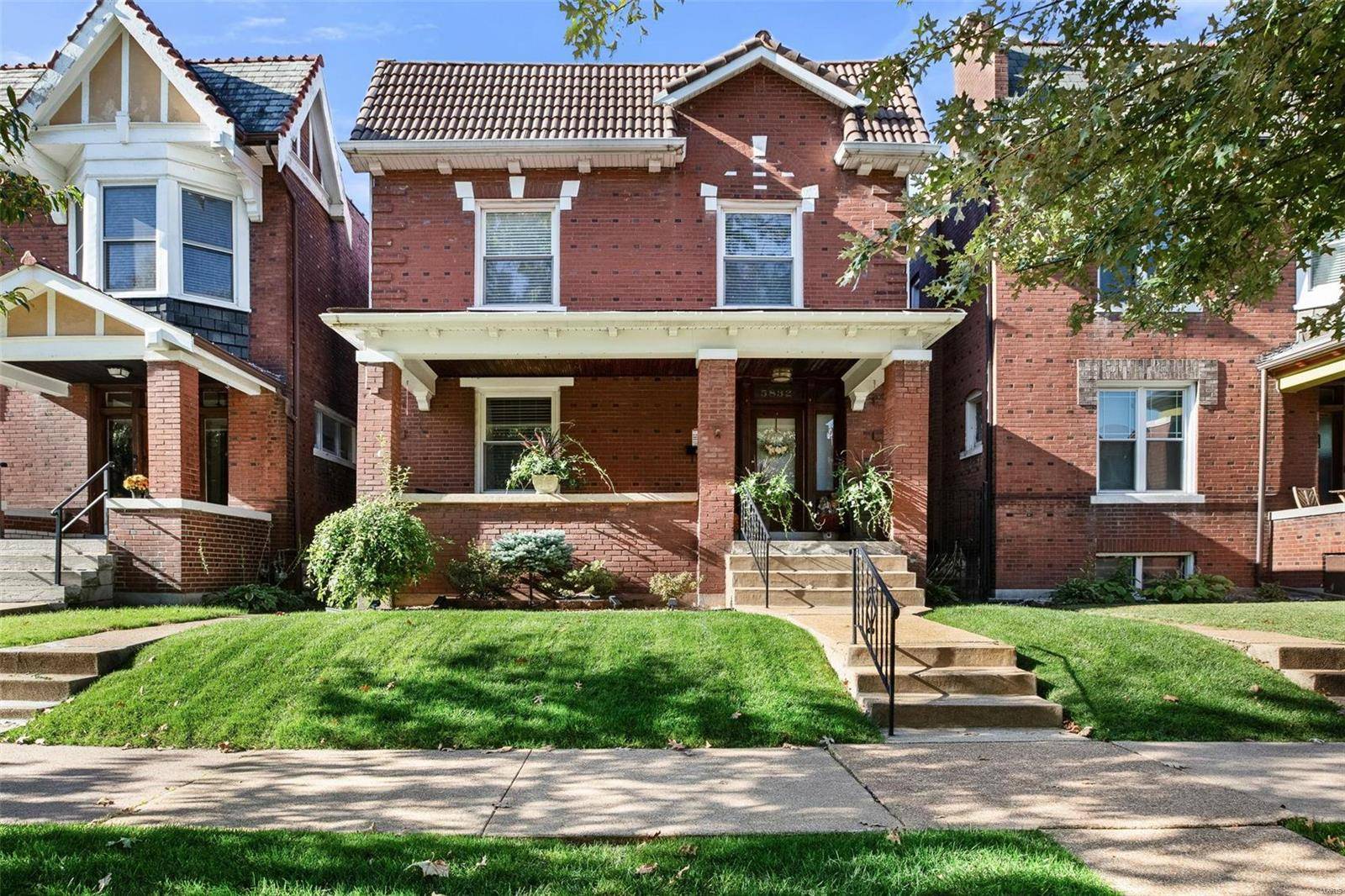 5832 De Giverville AVE, St Louis, MO 63112