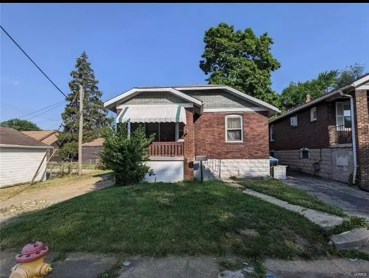 8315 Octavia AVE, St Louis, MO 63136