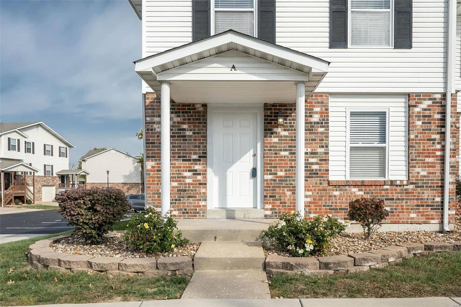 St Peters, MO 63376,2200 Willott RD #A