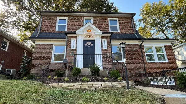 Maplewood, MO 63143,7446 Richmond PL
