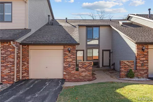 11640 Cedar Walk DR, St Louis, MO 63146