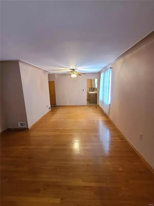 Granite City, IL 62040,2406 Grand Avenue