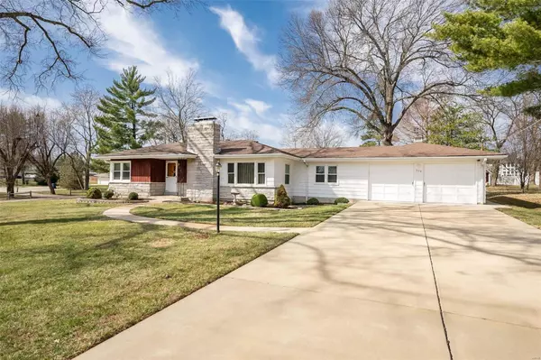 Ellisville, MO 63011,302 Wolff LN