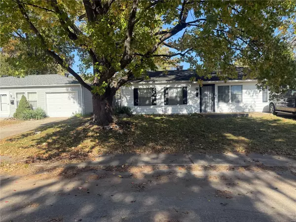 1123 Saint Bartholomew DR, Cahokia, IL 62206