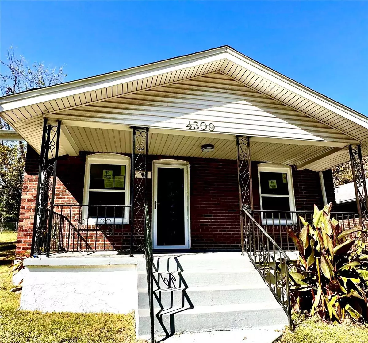 St Louis, MO 63121,4309 Ravenwood AVE