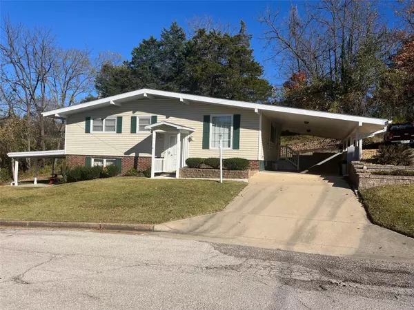 1105 Schriewer DR, Hermann, MO 65041