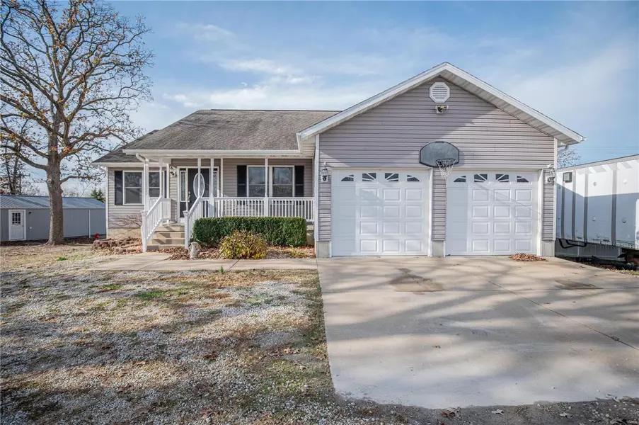 10425 S Highway 68, St James, MO 65559