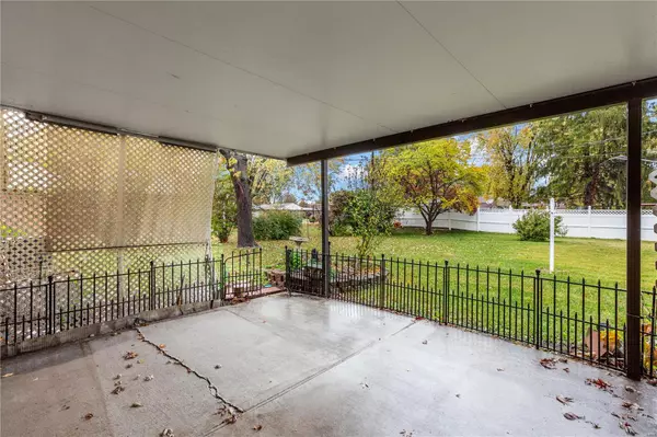 Granite City, IL 62040,19 Devon Hill LN