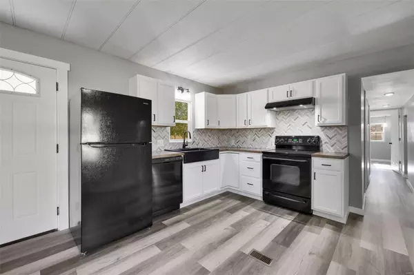 Mineral Point, MO 63660,10025 Rimrock RD