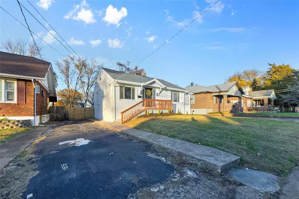 St Louis, MO 63114,9011 Windom AVE