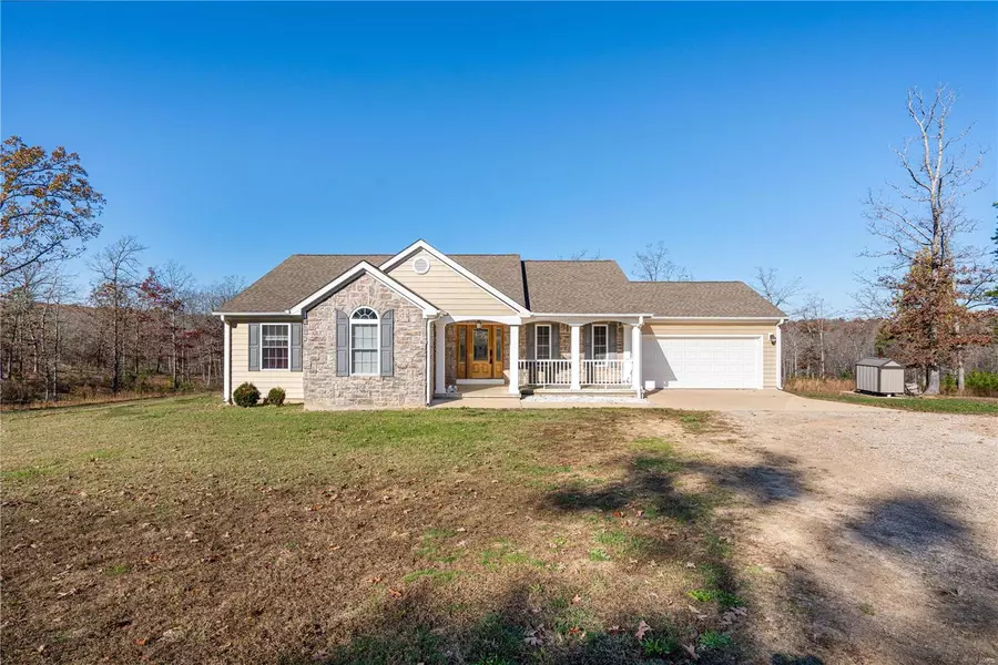 669 Private Rd. V-5, Piedmont, MO 63957