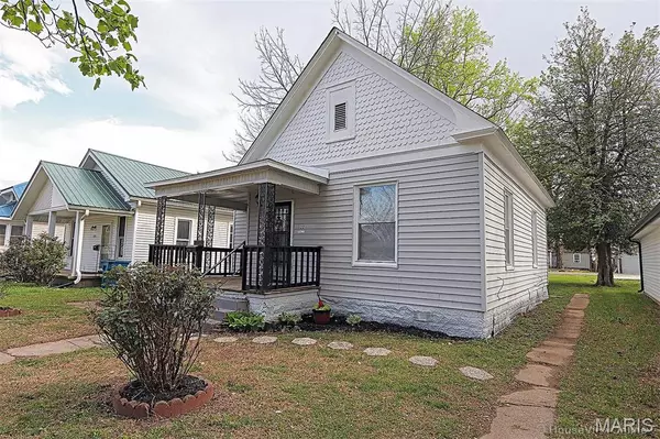 Chaffee, MO 63740,122 W Parker AVE