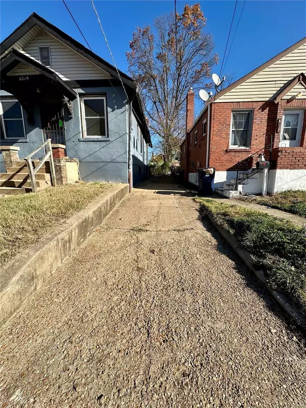 St Louis, MO 63121,6219 Dardanella AVE