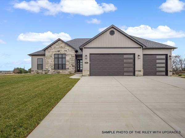 428 Hayden DR, Waterloo, IL 62298