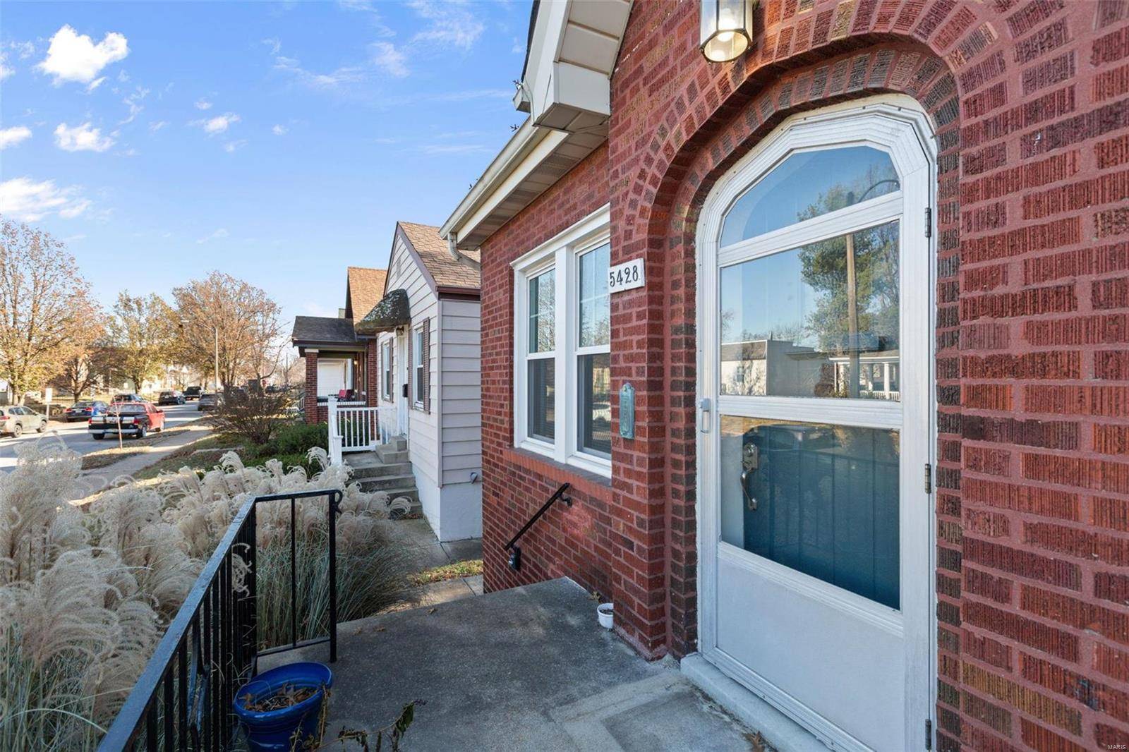 St Louis, MO 63109,5428 Nagel AVE