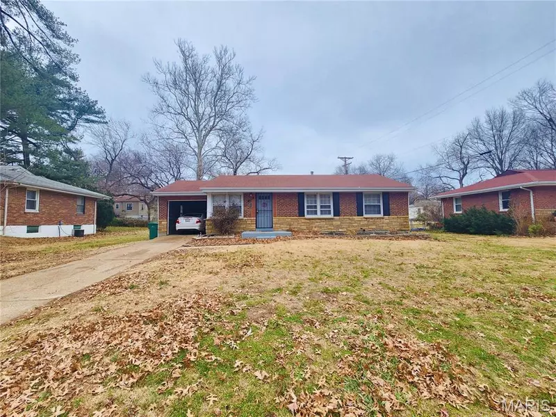 1139 Bosworth DR, St Louis, MO 63137