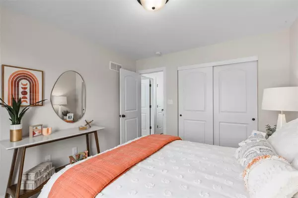 Wentzville, MO 63385,2 Hickory at Wilmer Valley