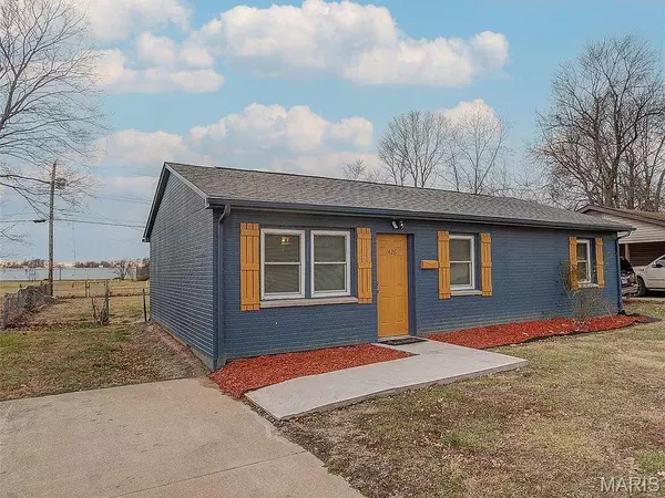 1426 Richard DR, East St Louis, IL 62206