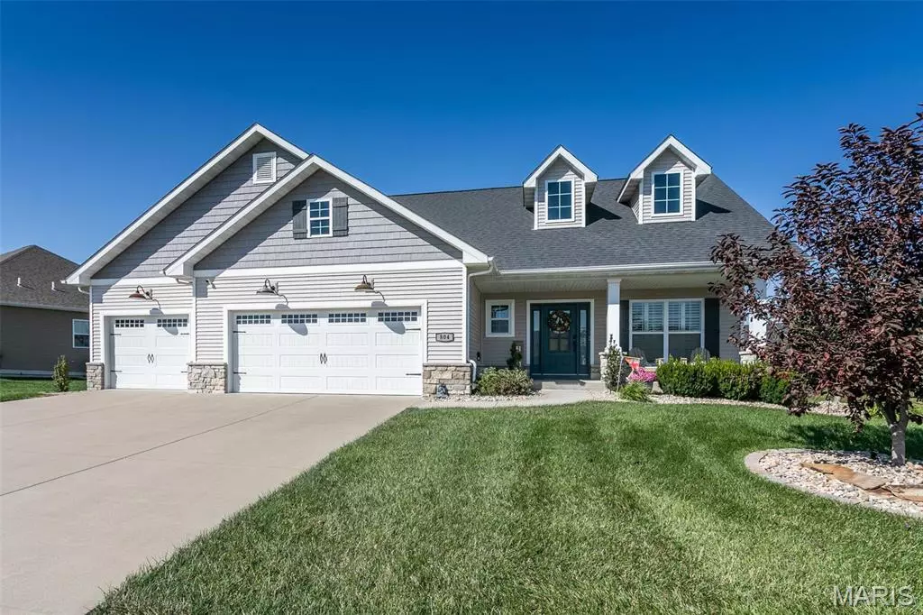 O'fallon, IL 62269,804 Green Jacket