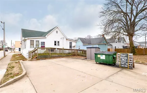 O'fallon, IL 62269,102 W 6th ST