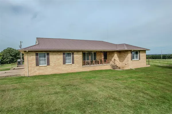 Richland, MO 65556,275 Black Oak RD