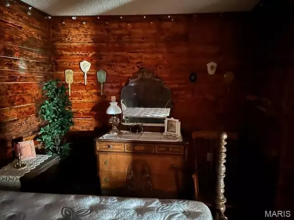 Bismarck, MO 63624,731 Buffalo Dr.