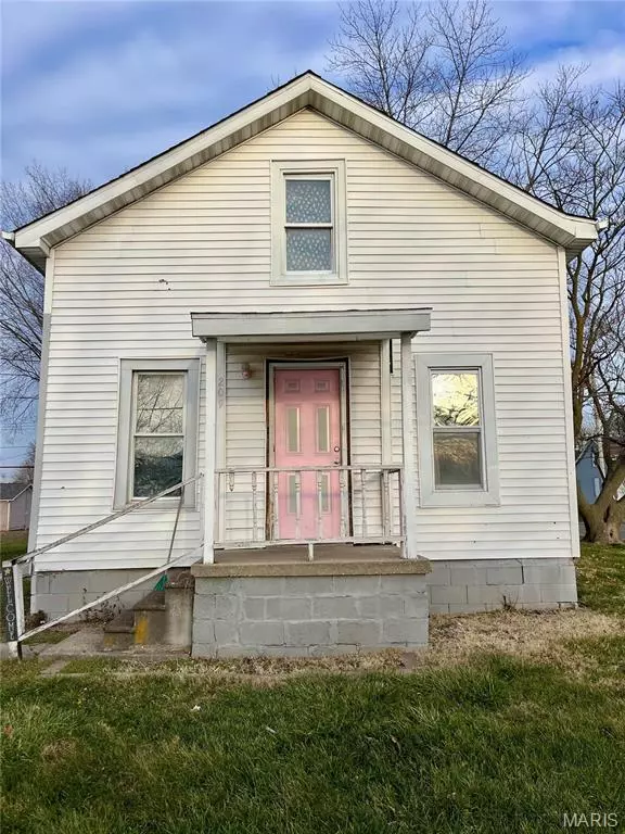 209 McGill St., Jerseyville, IL 62052