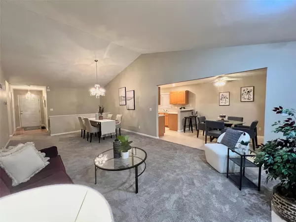 Godfrey, IL 62035,1620 Mont Vista AVE