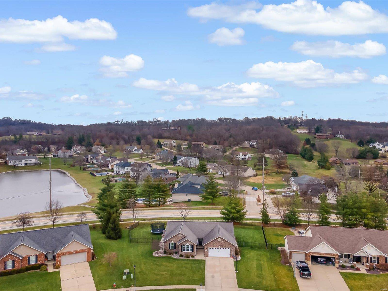 Columbia, IL 62236,1154 Marien DR