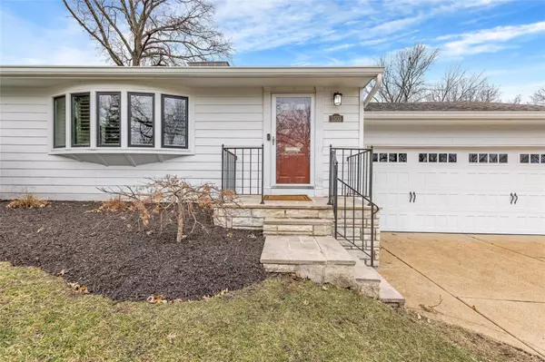 St Louis, MO 63119,1505 Bridle RD