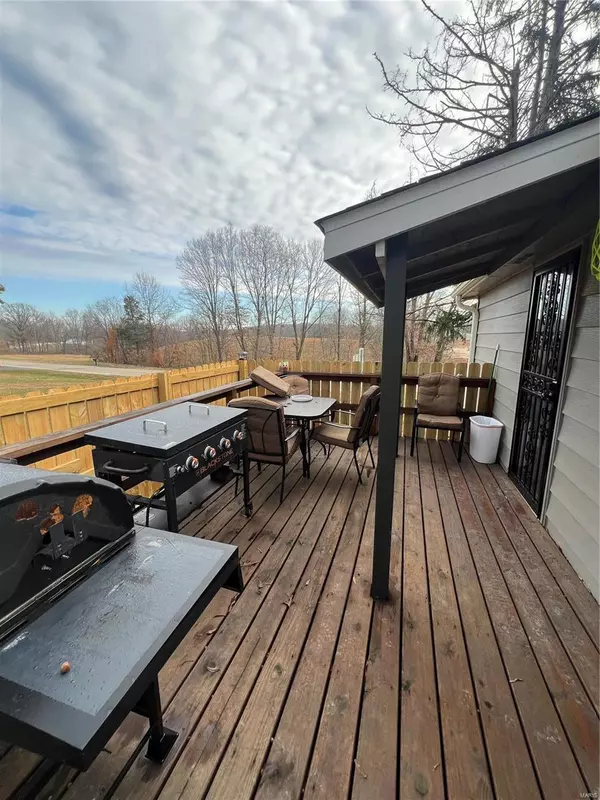 Puxico, MO 63960,593 North Highway 51