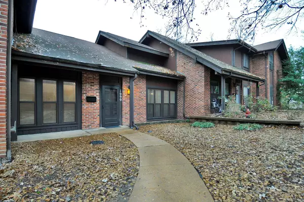 Unincorporated, MO 63129,1090 Humber CIR