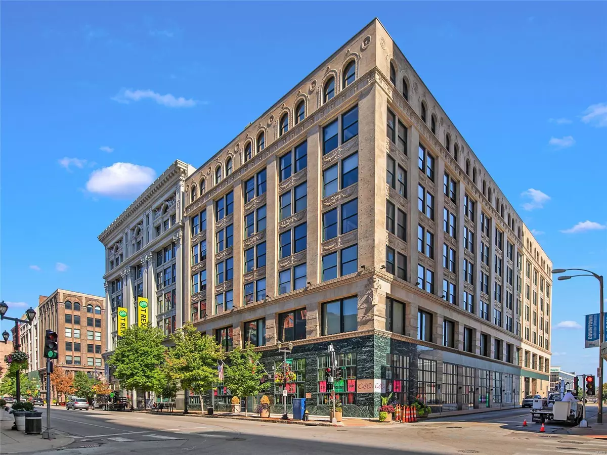 St Louis, MO 63101,901 Washington AVE #509