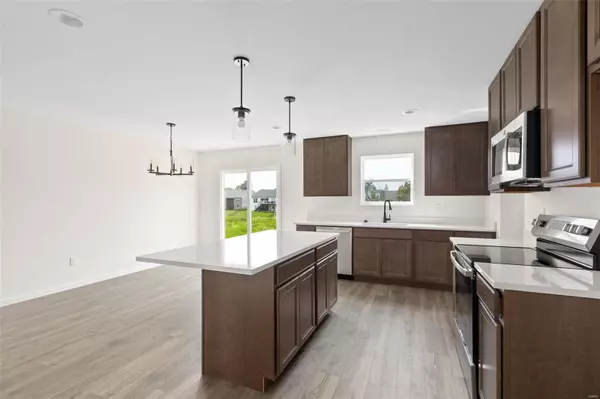 Union, MO 63084,1009 Braid Trail DR