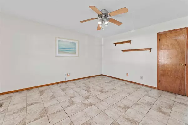 Florissant, MO 63034,3886 Del Lago DR