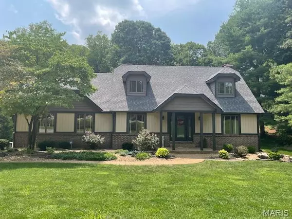 Glen Carbon, IL 62034,5 Ginger Creek DR