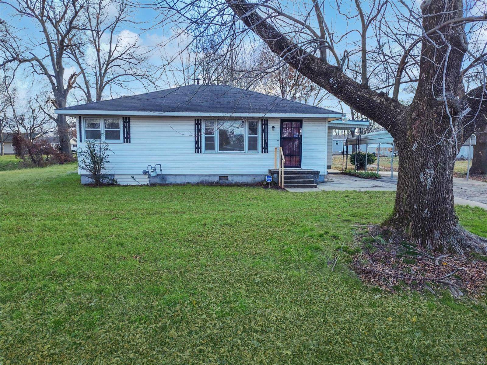 420 N 4th, Lilbourn, MO 63862