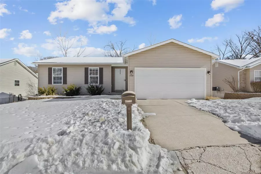 2332 Arkansas DR, High Ridge, MO 63049