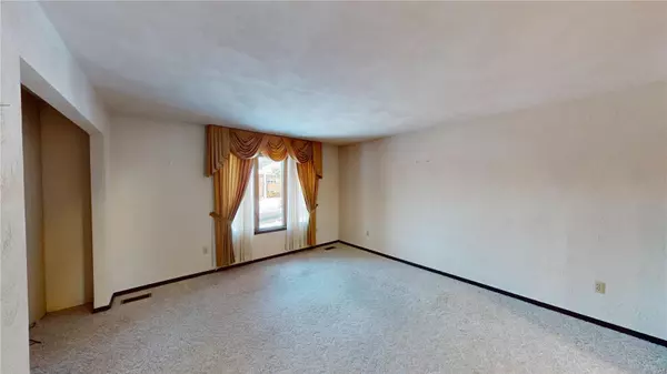 Glen Carbon, IL 62034,224 West Glen DR