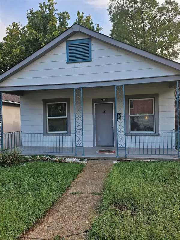 St Louis, MO 63121,7014 Greenway AVE