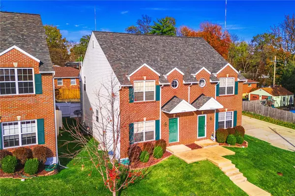 Marlborough, MO 63123,7019 Heege Rd #B