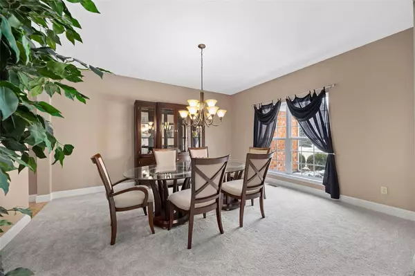 Weldon Spring, MO 63304,1452 Lucerne Manors DR