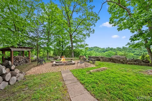 Augusta, MO 63332,4437 Killdeer DR