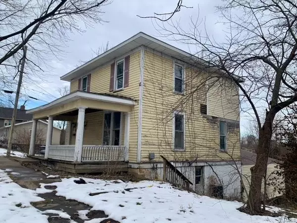 Hannibal, MO 63401,528 N Section ST