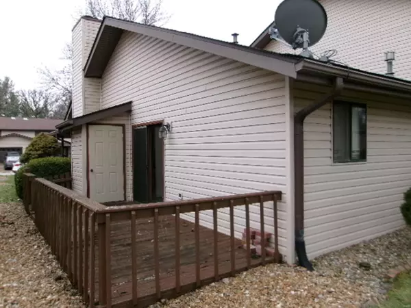 Maryville, IL 62062,813 WESTWOOD DR