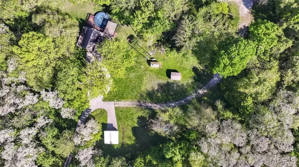 Wood River, IL 62095,40 Country LN