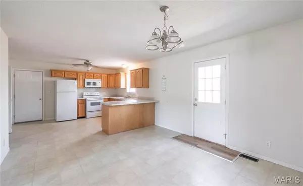 Waynesville, MO 65583,9 Nathan ST
